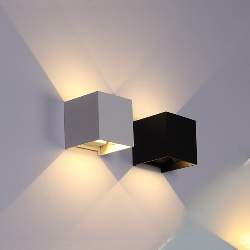 Ray Moderno Doble Foco Metal Aplique de Pared Exterior Negro/Blanco — imagen 13 | Aura Lighting
