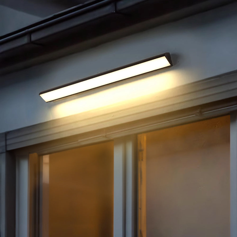Ray Aplique Moderno Tri-Rism Metal/Acrilico Impermeable Negro — imagen 1 | Aura Lighting