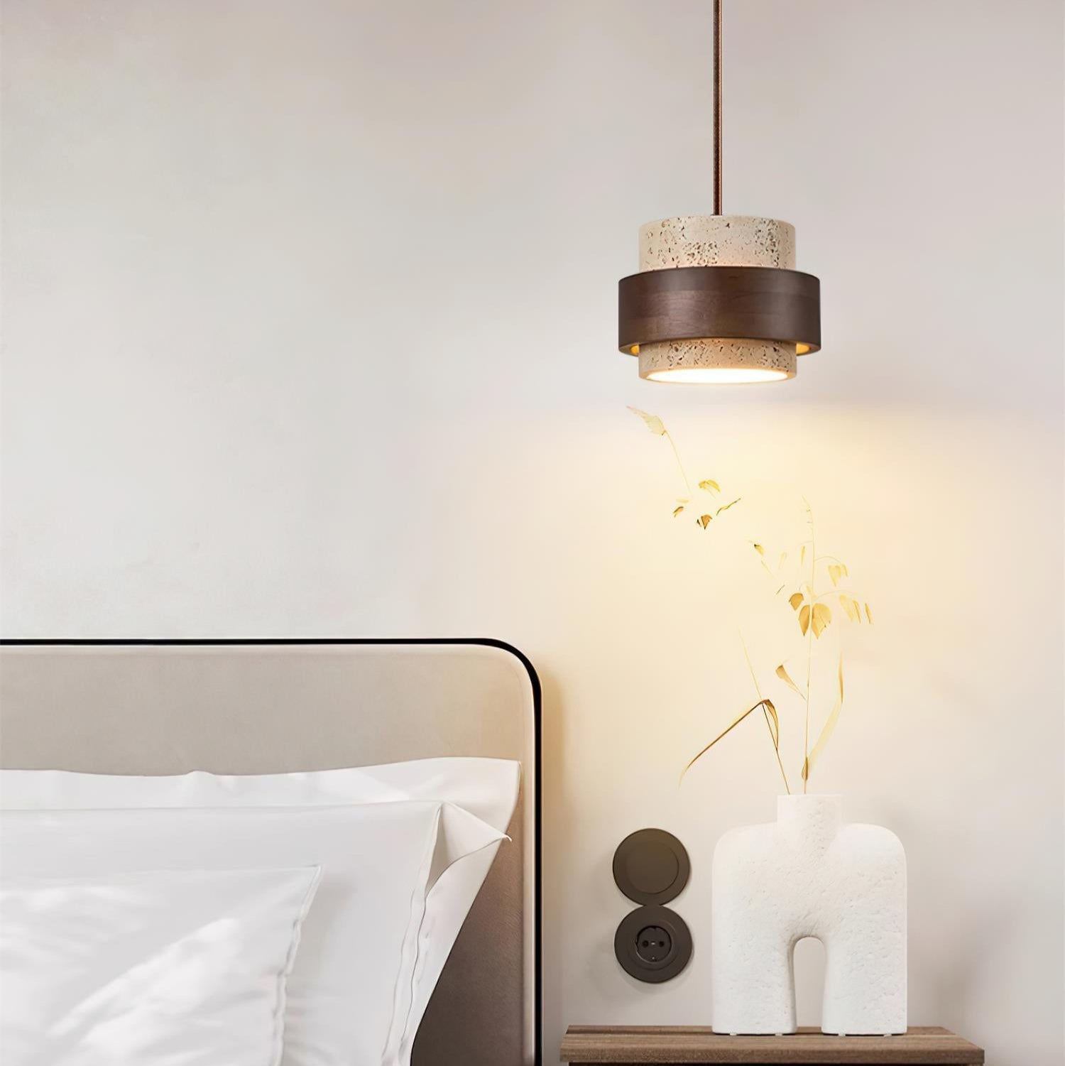 Ritta Lámpara colgante de travertino — imagen 19 | Aura Lighting