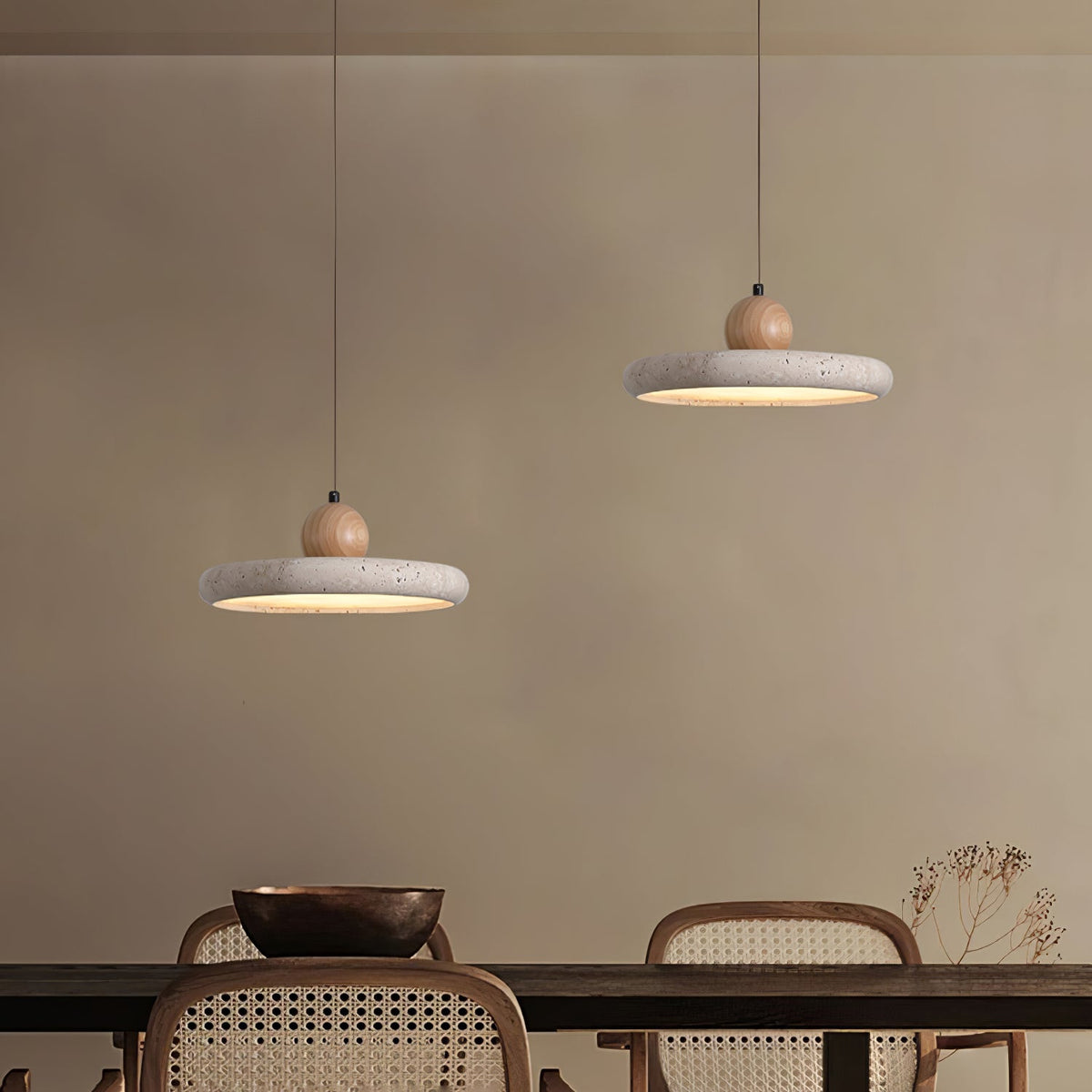 Ritta Lámpara Colgante de Travertino y Madera — imagen 3 | Aura Lighting