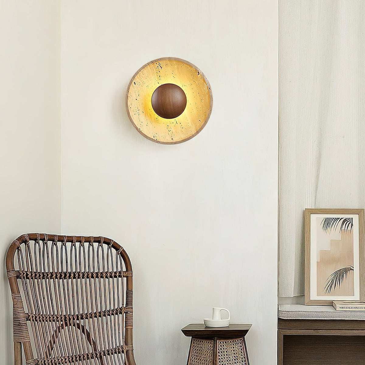 Ritta Lámpara de Pared Sun de Travertino — imagen 3 | Aura Lighting