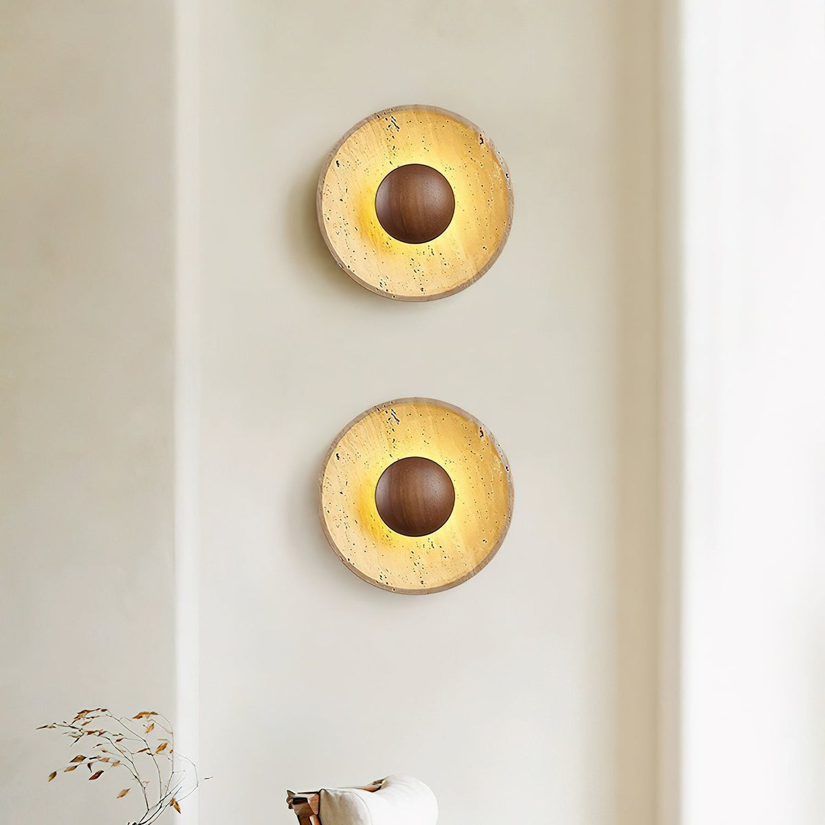 Ritta Lámpara de Pared Sun de Travertino — imagen 6 | Aura Lighting