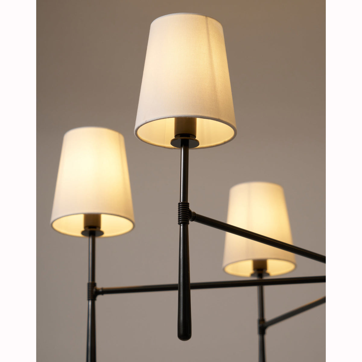 Silva Lámpara de Araña de 4/6 Cabezas Estilo Mid-Century — imagen 21 | Aura Lighting