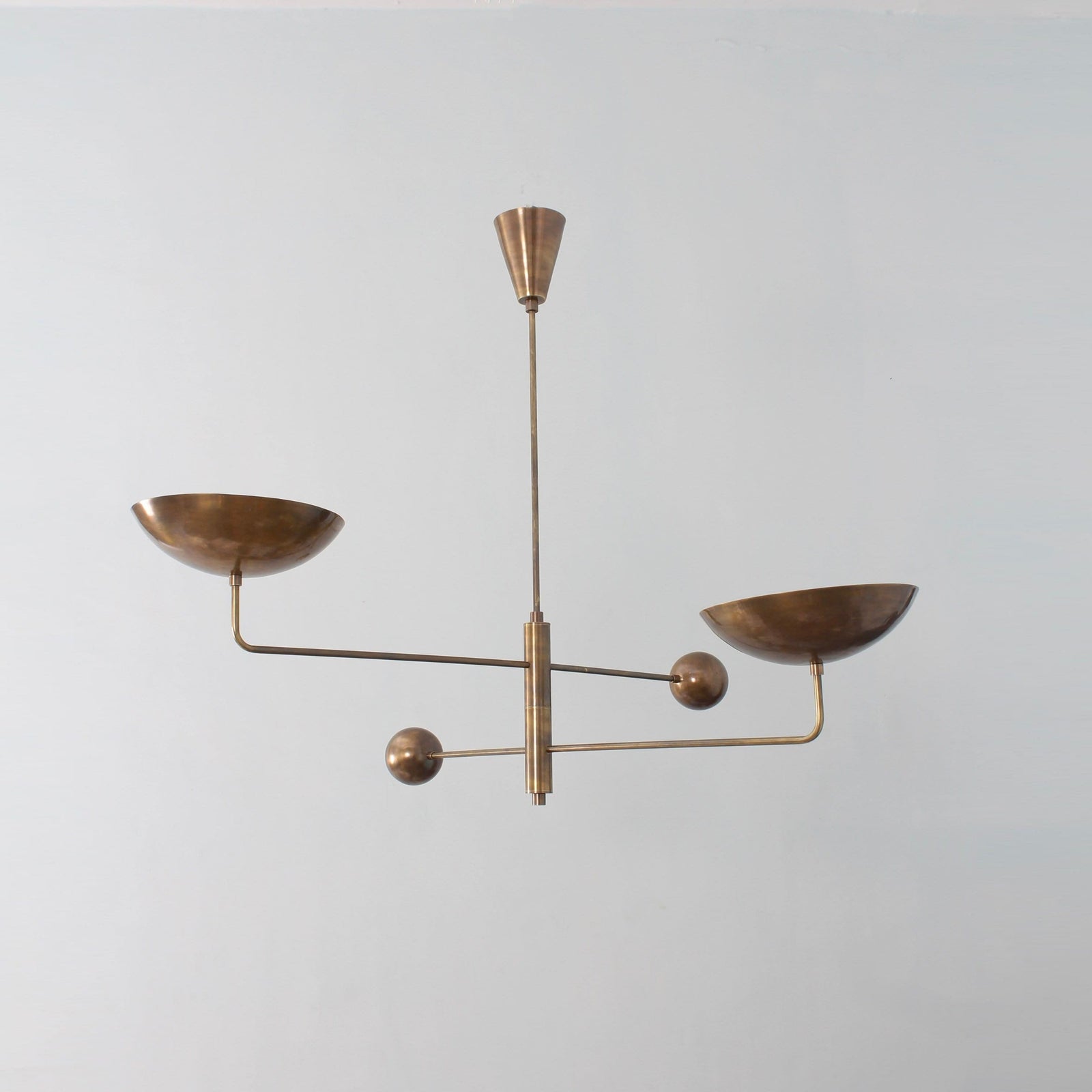 Silva Lámpara de Araña Industrial Escultórica — imagen 6 | Aura Lighting