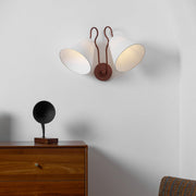 Silva Lámpara de Pared con Dos Pantallas Cónicas Blancas de Tela — imagen 9 | Aura Lighting