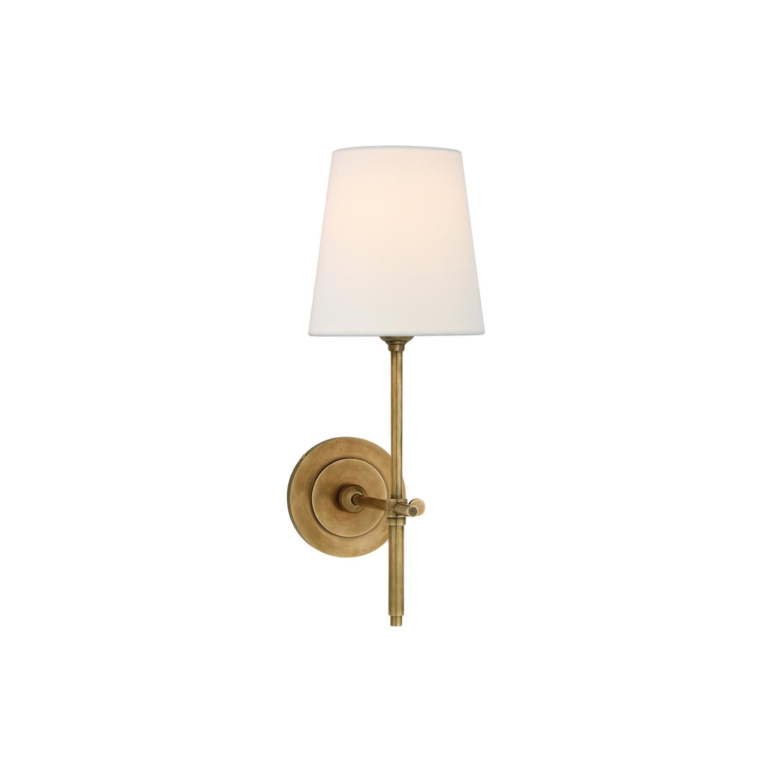 Silva Lámpara de Pared con Pantalla Cónica Blanca de Latón — imagen 1 | Aura Lighting