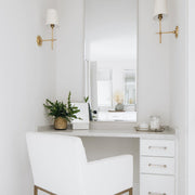 Silva Lámpara de Pared con Pantalla Cónica Blanca de Latón — imagen 17 | Aura Lighting
