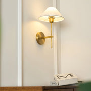 Silva Lámpara de Pared con Pantalla Cónica Blanca de Tela — imagen 14 | Aura Lighting