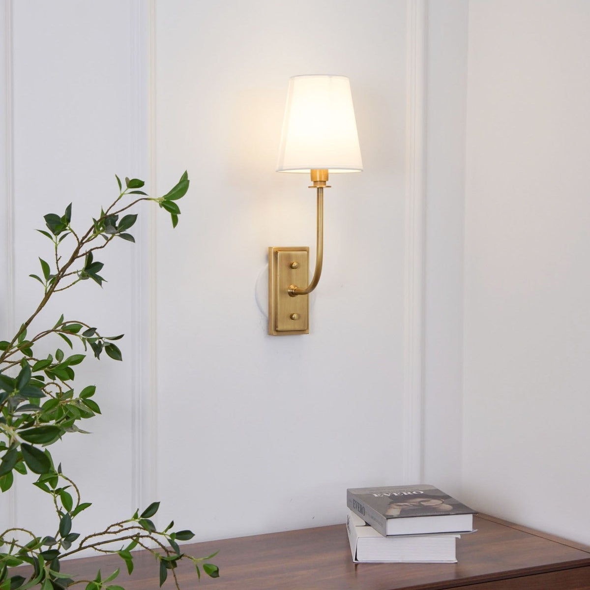 Silva Lámpara de Pared con Pantalla Cónica de Tela — imagen 10 | Aura Lighting