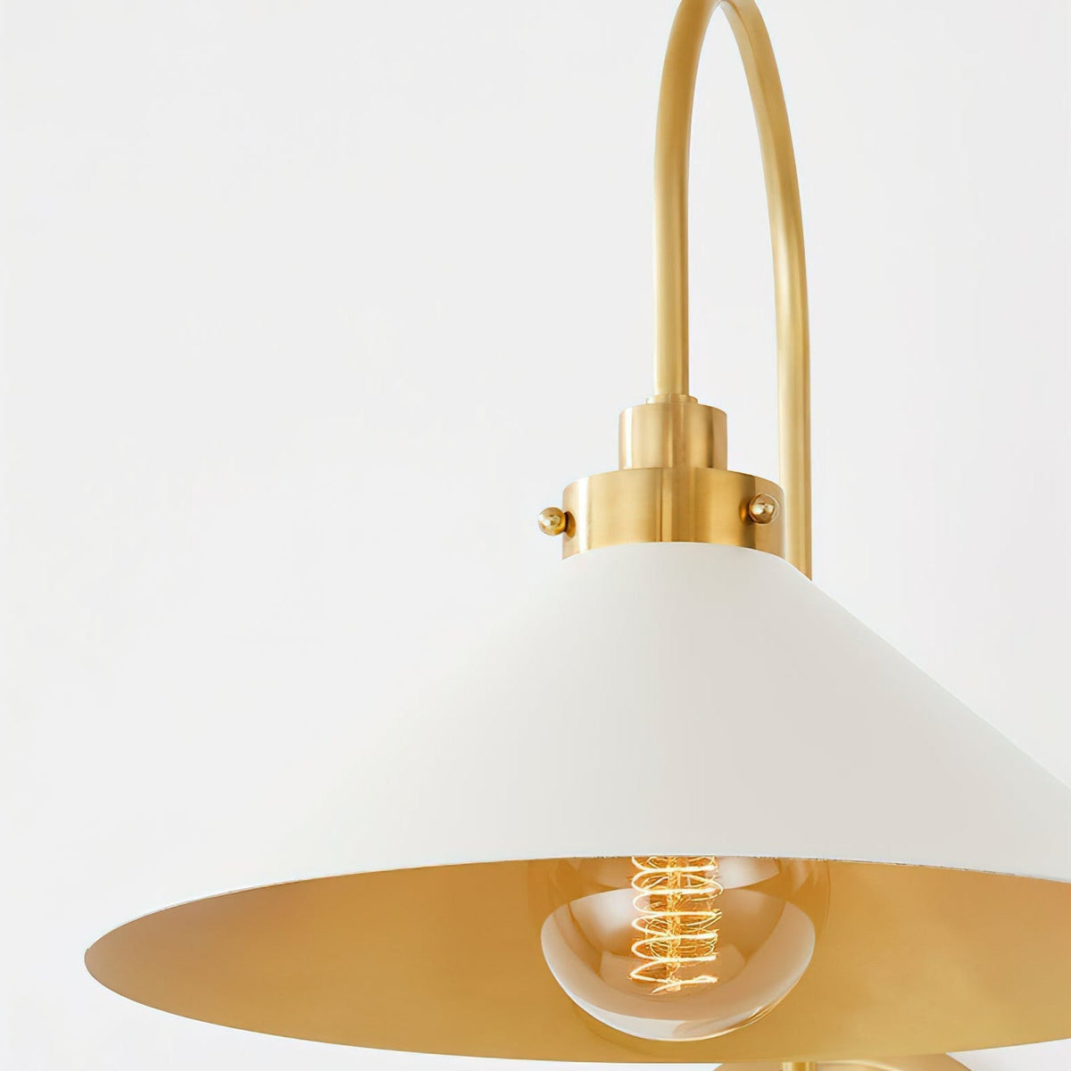 Silva Lámpara de Pared Interior Vintage de Latón — imagen 7 | Aura Lighting