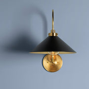 Silva Lámpara de Pared Interior Vintage de Latón — imagen 9 | Aura Lighting