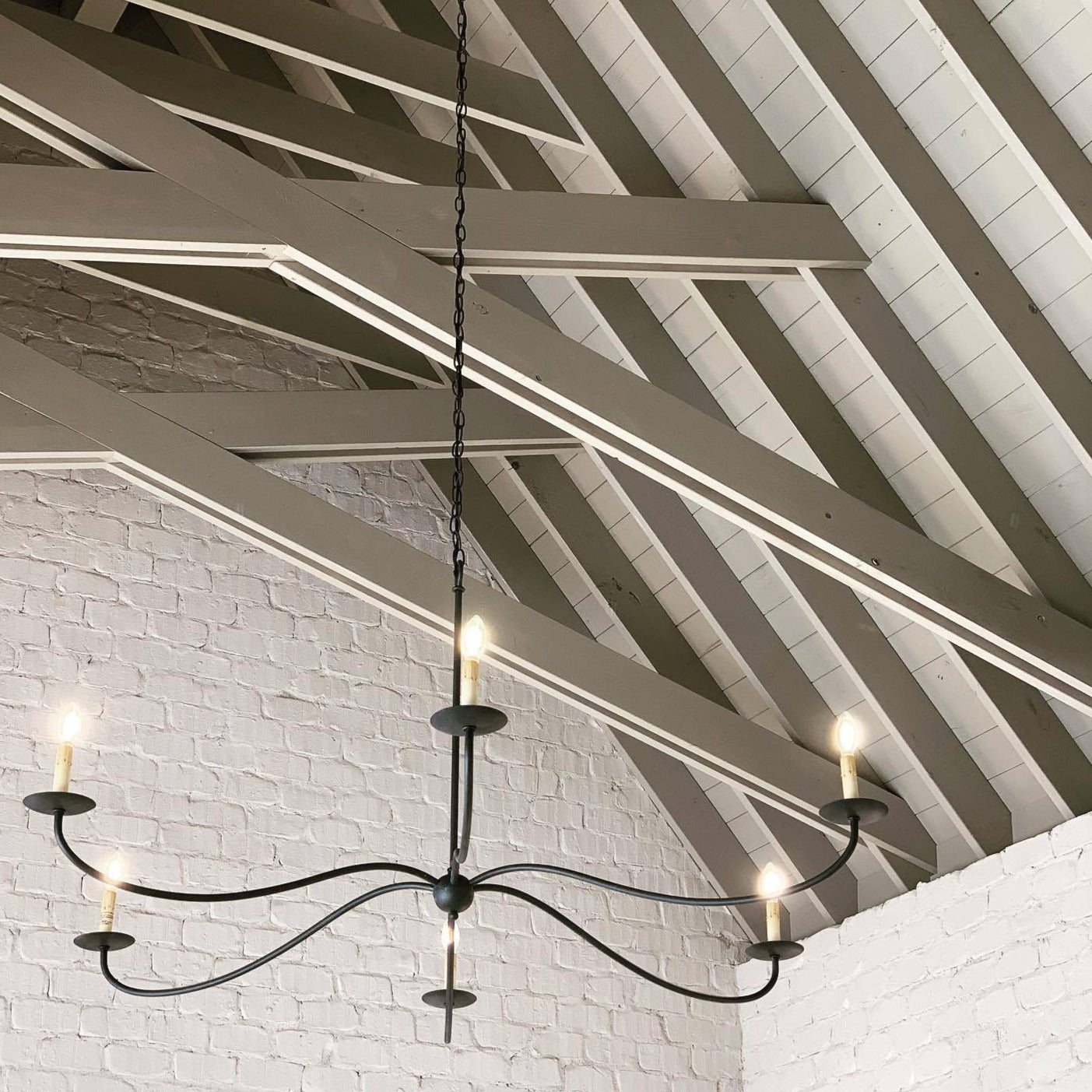 Silva Lámparas de Araña Estilo Lámparas de araña con Arco para Granja — imagen 2 | Aura Lighting