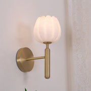 Valentina Lámpara de Pared con Flores de Alabastro — imagen 10 | Aura Lighting