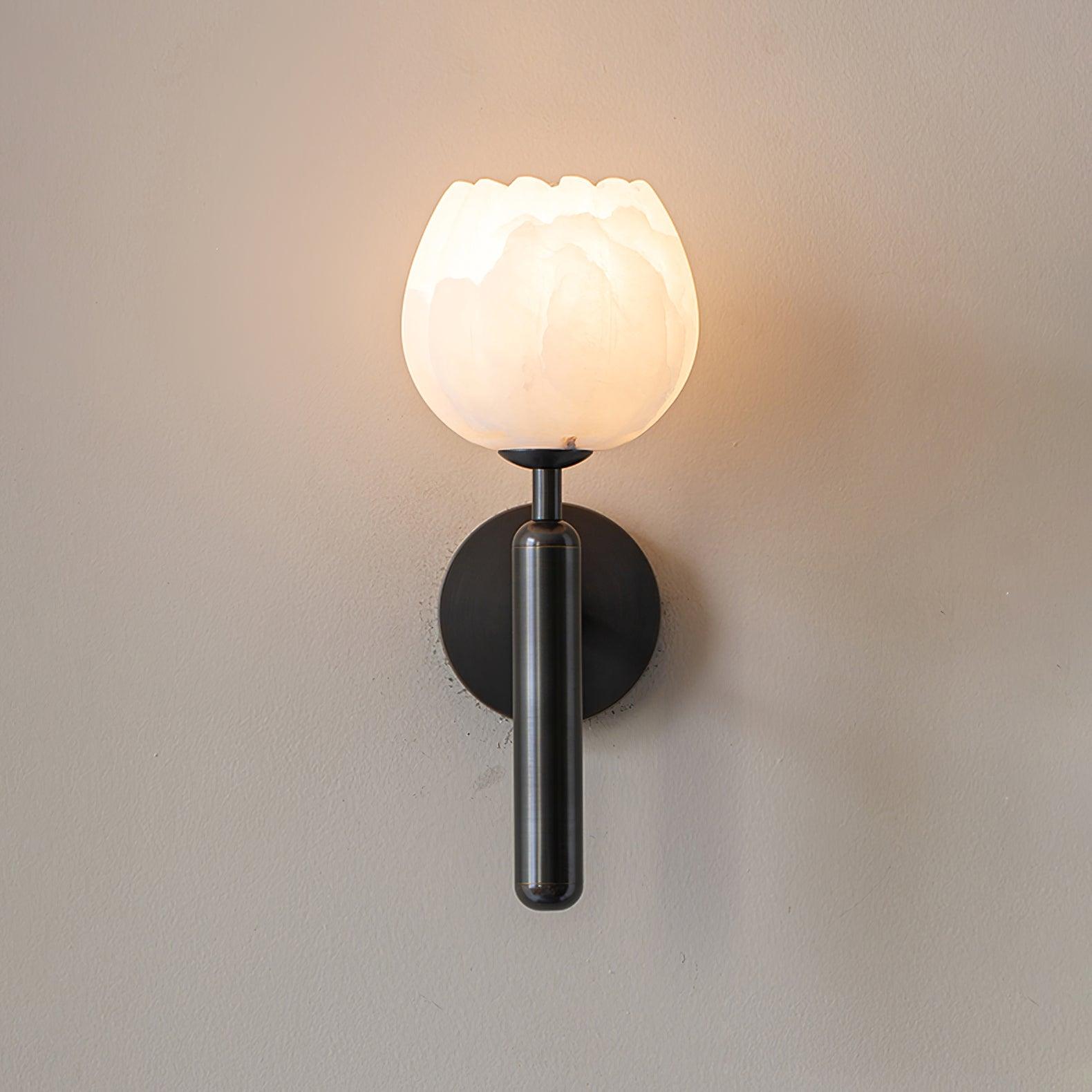 Valentina Lámpara de Pared con Flores de Alabastro — imagen 17 | Aura Lighting