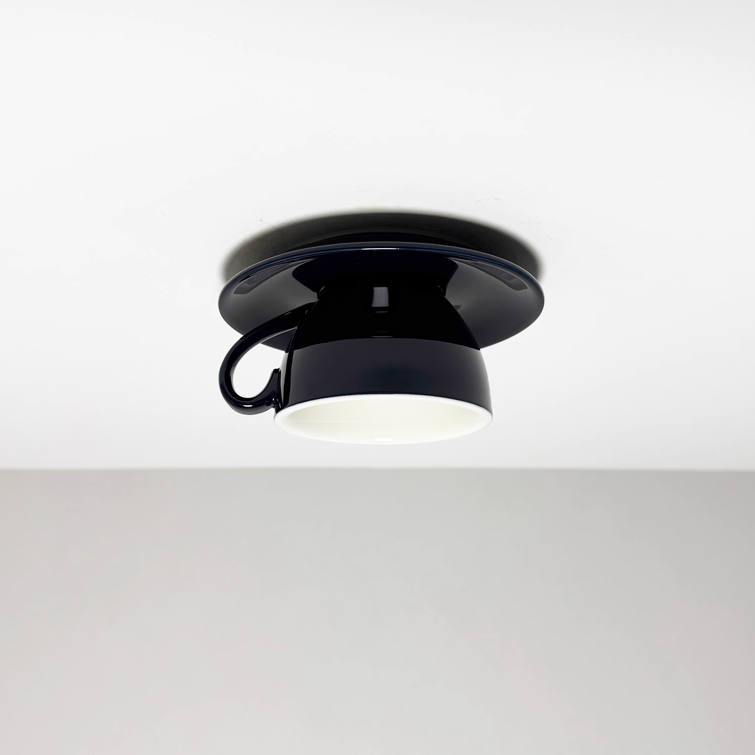 Valentina Lámpara de Techo Modern Coffee Cups Ceramic Flush Azul/Rosa/Amarillo — imagen 17 | Aura Lighting