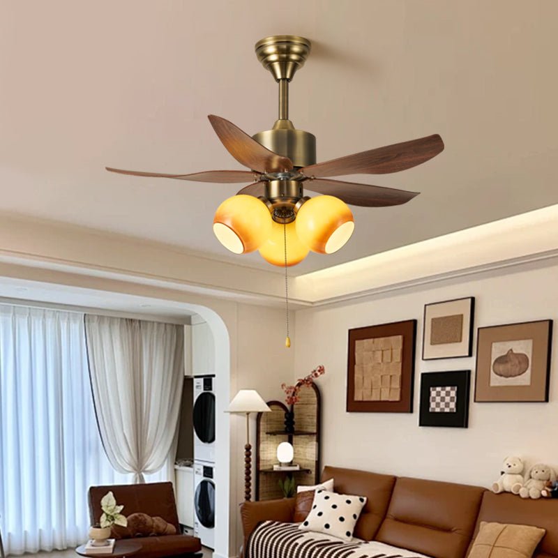 Primer plano de la pantalla de vidrio del Ventilador de Techo con Luz Florence Blossom