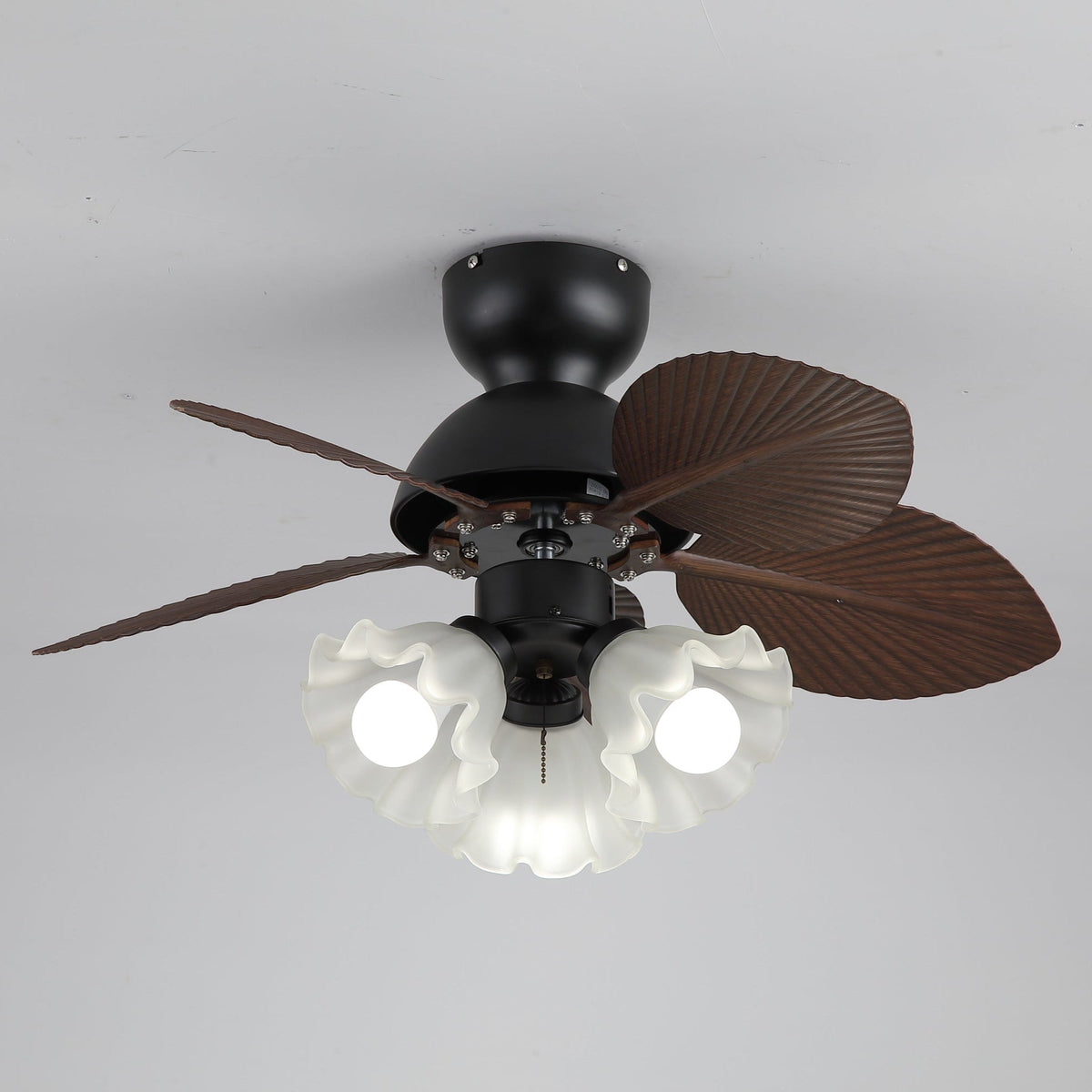 Ventilador de Techo con Luz Qers con aspas en movimiento