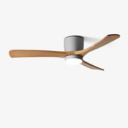 Ventilador de Techo Moderno de Madera Elena con Luz en una habitación espaciosa
