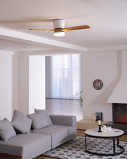 Ventilador de Techo Moderno de Madera Elena con Luz con énfasis en sus materiales duraderos