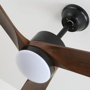Ventilador Evraeis en un comedor, proporcionando luz y circulación de aire.