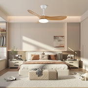 Ventilador de Techo Moderno Velix de Madera con Luz desde una perspectiva de abajo hacia arriba