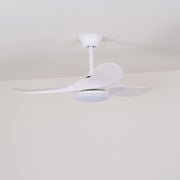 Ventilador de Techo Moderno Velix de Madera con Luz, demostrando control de 6 velocidades