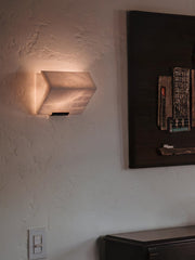 Vimiryra Alabaster Wall Light - Aura Lighting