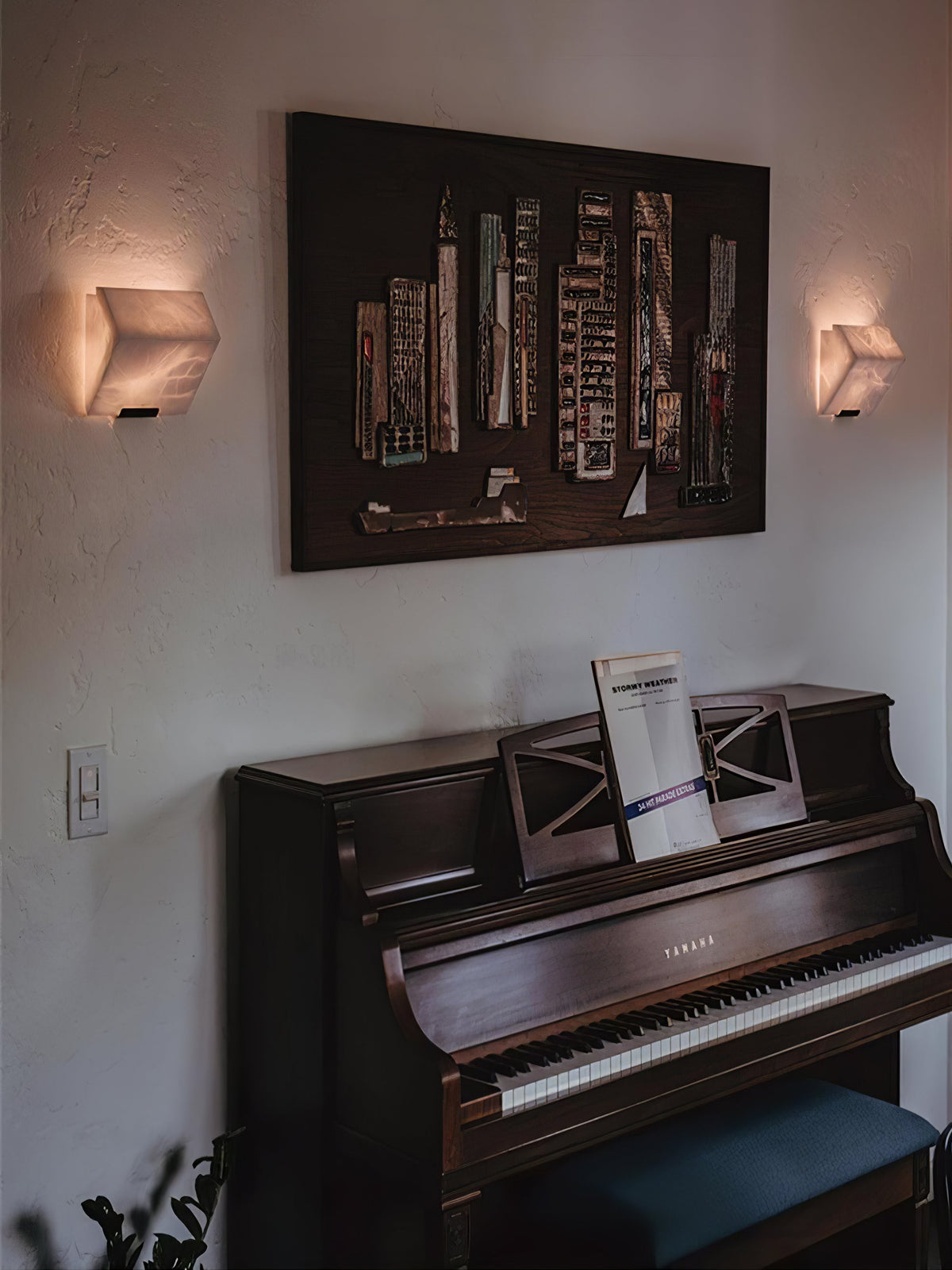 Vimiryra Alabaster Wall Light - Aura Lighting